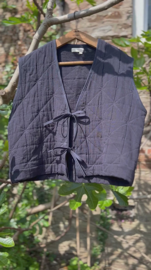 Quilted Tie Vest | Navy